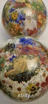 2 Boules porte perruque en verre soufflé décor peint 12 chromo XIX charme retro
