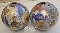 2 Boules porte perruque en verre soufflé décor peint 12 chromo XIX charme retro