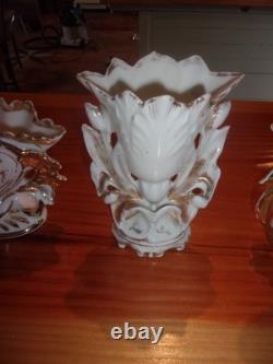 4 VASES D'EGLISE DE MARIEE EN PORCELAINE DE PARIS NAPOLEON III XIXè