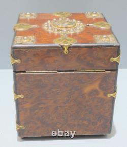 -ANCIEN COFFRET NAPOLEON III XIXe PORTRAIT avec CASQUE Ailé sur COUVERCLE D