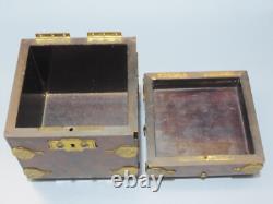 -ANCIEN COFFRET NAPOLEON III XIXe PORTRAIT avec CASQUE Ailé sur COUVERCLE D