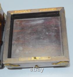 -ANCIEN COFFRET NAPOLEON III XIXe PORTRAIT avec CASQUE Ailé sur COUVERCLE D