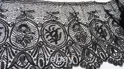 ANCIENNE DENTELLE du PUY aux FUSEAUX NAPOLÉON III, ANCIEN VOLANT DE JUPON XIXe