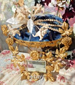 ANCIENNE GARNITURE de GLOBE de MARIÉE et sa COURONNE en tissu Napoléon III/ XIXe