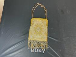 ANCIENNE SAC DE BAL AUMÔNERIE EN PERLES DE MÉTAL, XIXe Napoléon III