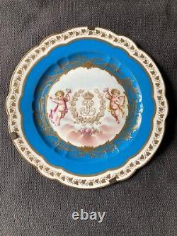 ASSIETTE EN PORCELAINE DE SEVRES XIX eme CHATEAU DES TUILERIES