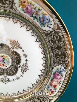 ASSIETTE PORCELAINE SEVRES XIX eme CHATEAU TRIANON Dore 1886 1891 royale