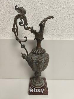 Aiguière ancienne métal argenté style Napoléon III XIXe, piédouche marbre