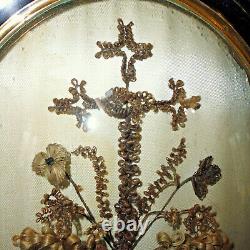 Ancien Cadre bombé reliquaire cheveu en bouquet Napoleon 3 XIXe 35x29 cm