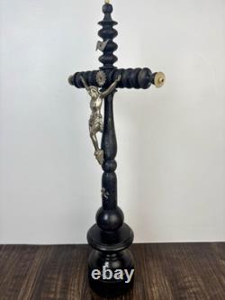 Ancien Crucifix d'autel (42 cm) Napoléon III. XIXe siècle. Cabinet de Curiosités