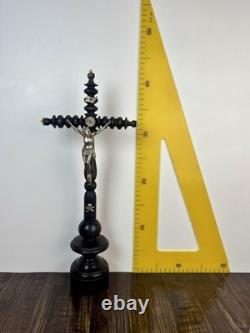 Ancien Crucifix d'autel (42 cm) Napoléon III. XIXe siècle. Cabinet de Curiosités