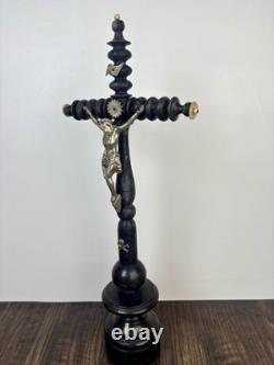 Ancien Crucifix d'autel (42 cm) Napoléon III. XIXe siècle. Cabinet de Curiosités