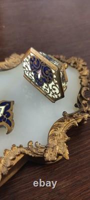 Ancien bénitier Napoléon III émaux champlevés bronze doré onyx croix IHS XIXe
