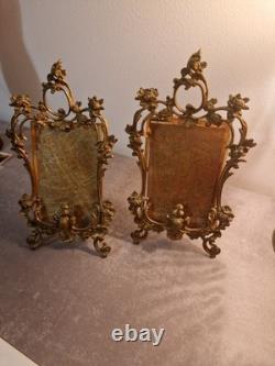 Ancien cadre en bronze a poser fin XIX Napoleon III décor rocaille fleurs