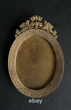 Ancien cadre miniature porte photo bronze doré Napoléon III griffon floral XIX