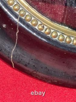 Ancien reliquaire Christ angelots verre bombé cadre Napoléon III XIXe