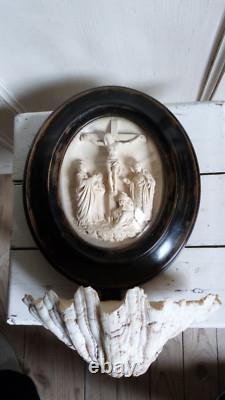 Ancien reliquaire Napoléon III XIXe signé avec bénitier en coquillage véritable Ancien reliquaire Napoléon III XIXe signé avec bénitier en coquillage véritable