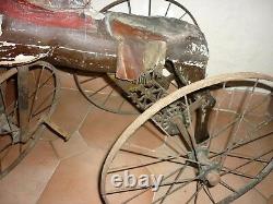 Ancien tricycle du XIX ème Cheval en bois et fonte Napoléon III jouet horse