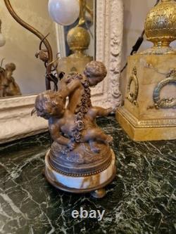 Ancienne Lampe En Terre Cuite à Décor D'angelots Fin XIX Ème S