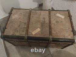 Ancienne Malle de Marin Décorative XIXE Siècle Style Voyage & Marine Vintage