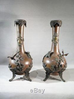 Ancienne Paire De Vases Bronze A Decor De Lezards Et Papipllons Lampes Fin XIX