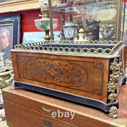 Ancienne grande jardiniere XIXe marqueterie bois de rose et bronze napoleon III