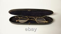 Ancienne paire de Lunettes en métal poinçonné dans étui NIII. XIXe siècle