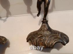 Ancienne paire de bougeoirs aux putti style Napoléon III XIXe siècle