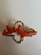 Antique Broche Fin Xixe Siècle Plaqué Or Type Napoléon Iii Serti Corail Naturel