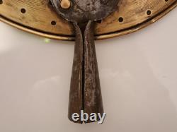 Art populaire Grande écumoire en cuivre et fer forgé D. 33 cm Fromage XIX