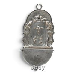 BÉNITIER EN ARGENT MASSIF XIXE SIÈCLE CRUCIFIXION Poinçon minerve Saint esprit