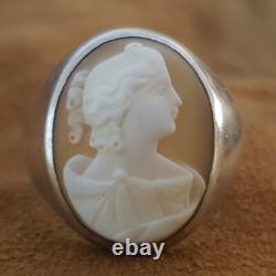 Bague chevalière Argent serti Camée coquille Profil féminin XIXe Napoéon III