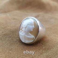 Bague chevalière Argent serti Camée coquille Profil féminin XIXe Napoéon III