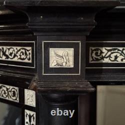 Bibliothèque XIXe Napoléon III incrustée de marqueterie décor d'arabesques L9500