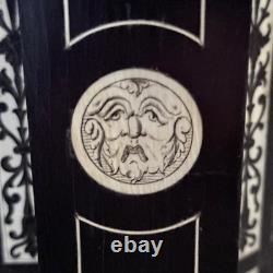 Bibliothèque XIXe Napoléon III incrustée de marqueterie décor d'arabesques L9500