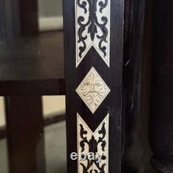 Bibliothèque XIXe Napoléon III incrustée de marqueterie décor d'arabesques L9500