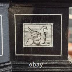 Bibliothèque XIXe Napoléon III incrustée de marqueterie décor d'arabesques L9500