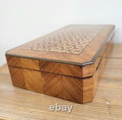 Boite à Couture Napoléon III en Marqueterie + Bobines Fil et Mètre en Nacre XIXe