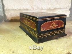 Boîte à cigarettes en bois marquetée marqueterie 1850-1870 XIXe Napoléon III