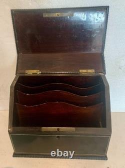Boite a courrier Napoléon III en bois noir et marquèterie XIX siècle