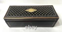 Boite a gant en marqueterie a la reine Napoléon III. XIX siècle