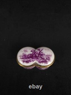 Boîte bilobée en porcelaine à décor de scène galante XIXe siècle