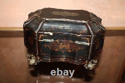 Boite coffret à thé laque de Chine XIXè PIEDS PATTES DE LIONS Napoléon III