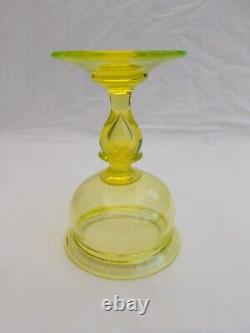 Bol A Sangsues Ouraline Napoleon 3 XIX Antique Uranium Glass Urane Uranglas