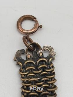 Bracelet ancien Napoléon Iii maille ruban doré embouts feuilles acanthe XIXe s