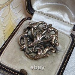 Broche Ancienne XIXe Style Napoléon III Décor Feuilles d'Acanthe Dorure