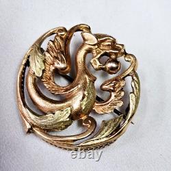Broche Napoléon III Xixe Plaqué Or Rose & Vert Décor Chimère 26x 26 Mm