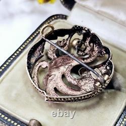 Broche Napoléon III Xixe Plaqué Or Rose & Vert Décor Chimère 26x 26 Mm