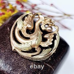 Broche Napoléon III Xixe Plaqué Or Rose & Vert Décor Chimère 26x 26 Mm