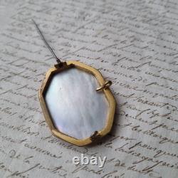 Broche XIXè Décor Peint Sur Nacre Napoléon III Pomponne Victorian Brooch 19thC Broche XIXè Décor Peint Sur Nacre Napoléon III Pomponne Victorian Brooch 19thC